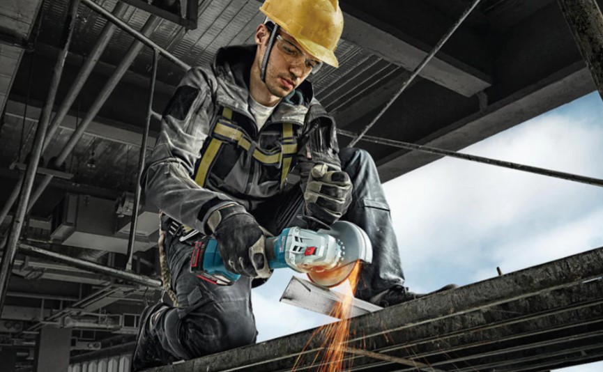Bosch Gws 180 Li Çift Akülü Taşlama Makinesi