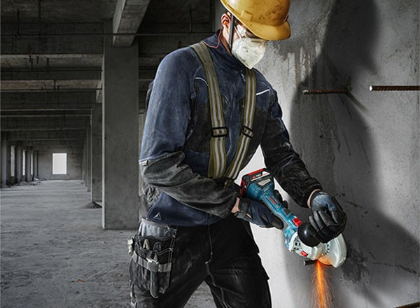 Bosch Gws 180 Li- 18 Volt 4 Amper Tek Batarya 125 mm Akülü TAŞLAMAA